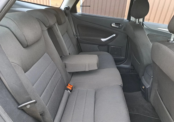 Ford Mondeo cena 21700 przebieg: 178200, rok produkcji 2008 z Września małe 742